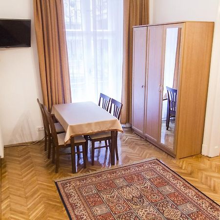 Authentic Budapest Apartment 部屋 写真